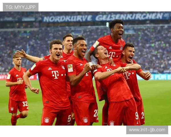 德甲13轮战罢，拜仁领先优势显著，争冠悬念渐失